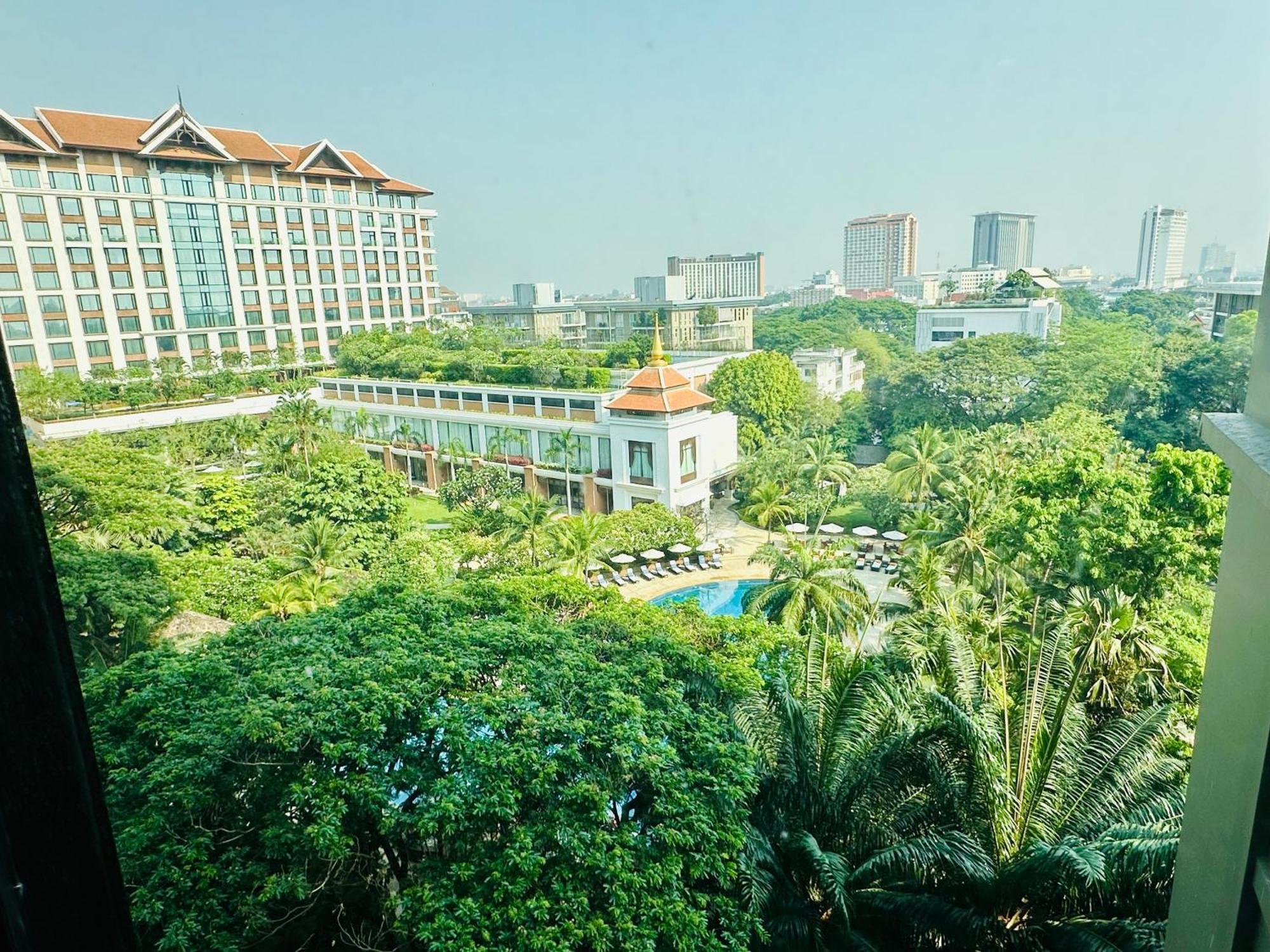 The Astra Condo Changkhlan In Chiang Mai Extérieur photo